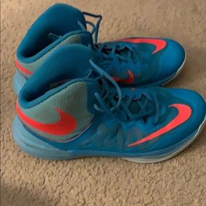 Nike Hyperdunk blue and pink